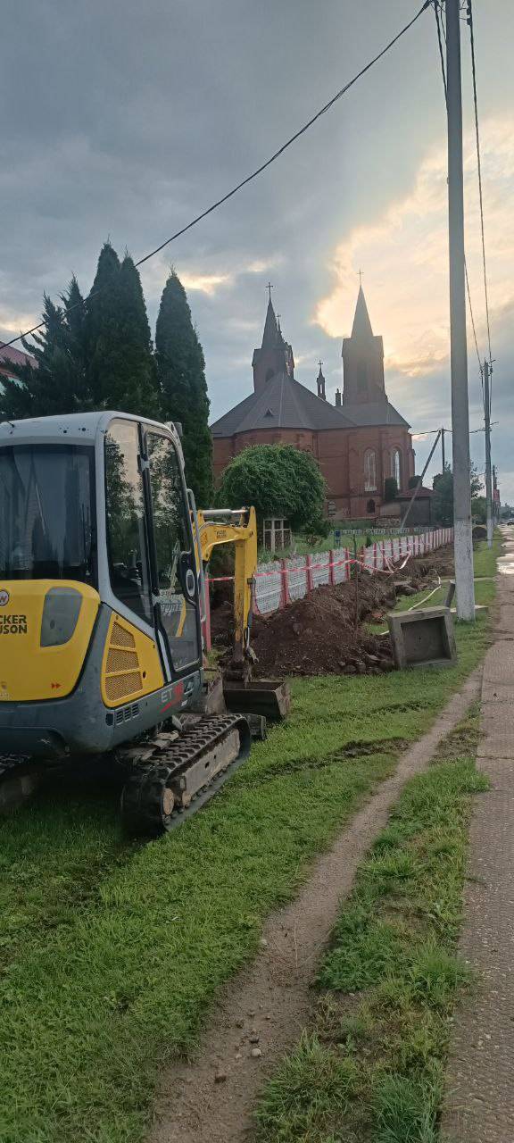 Мини-экскаватор Wacker Neuson ET 18 в работе 6